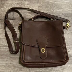 Vintage Coach Women’s Station Bag